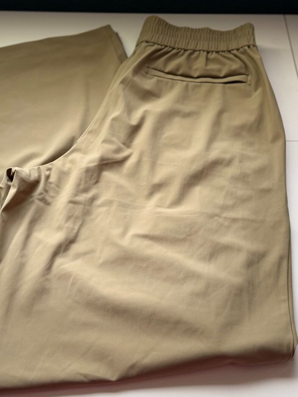 New Athleta Size 8 Women's Pinnacle High Rise Trouser Willow Regular NWT - Picture 2 of 4